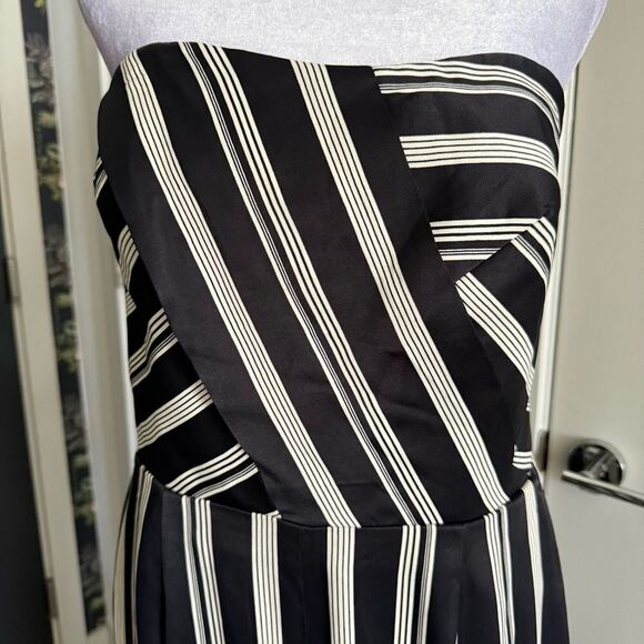 NWT REISS Vienna Black and White Stripe Satin Strapless Jumpsuit Size 10 - Picture 3 of 11